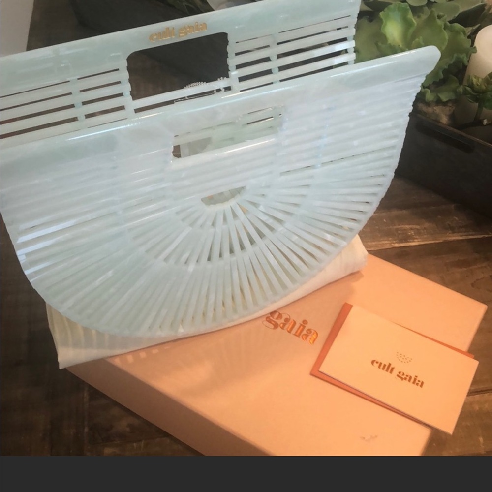 Cult Gaia Ark Clutch